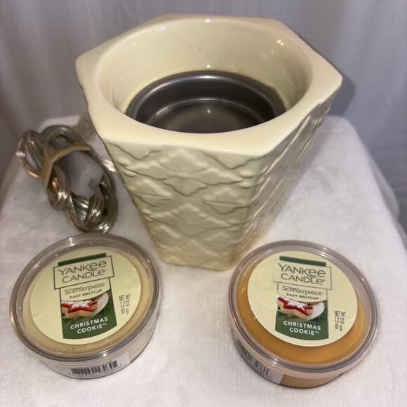Yankee Candle Scenterpiece Easy Melt Cup Warmer Electric Wax Melter & Two Waxes - Picture 1 of 8